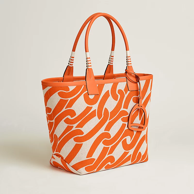 Steeple 28 bag